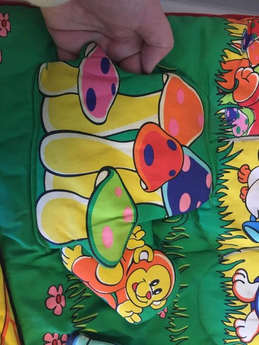 Tapete Actividades CHICCO com música e sons- com OFERTA livro Fantoche