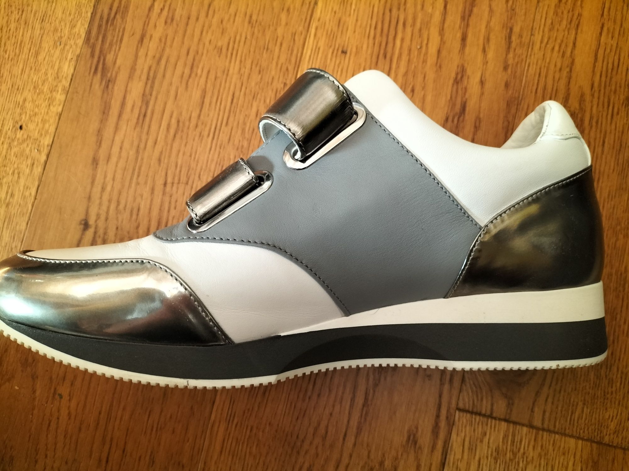 sprzedam buty MaxMara