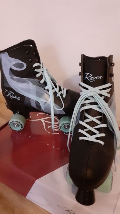 Sprzedam wrotki firma Raven