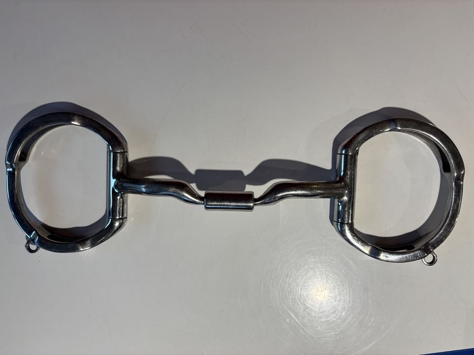 Wędzidło Myler Bits oliwkowe z oczkami