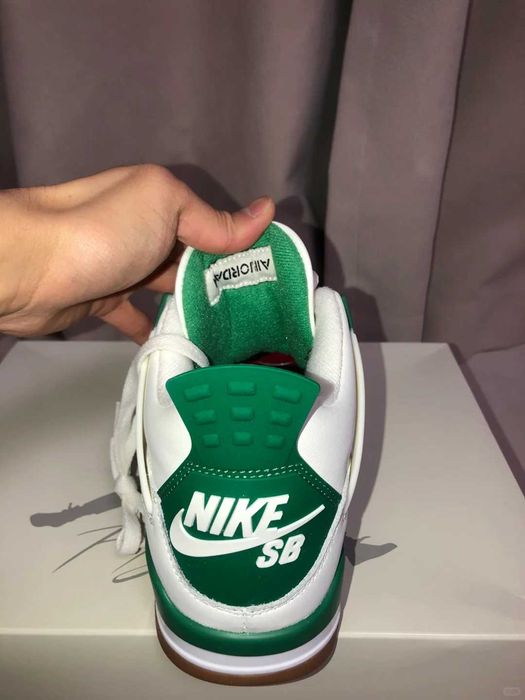 Buty meskie Mokasyny Nike_Jordan_4_Retro_SB_Pine_Green R.45