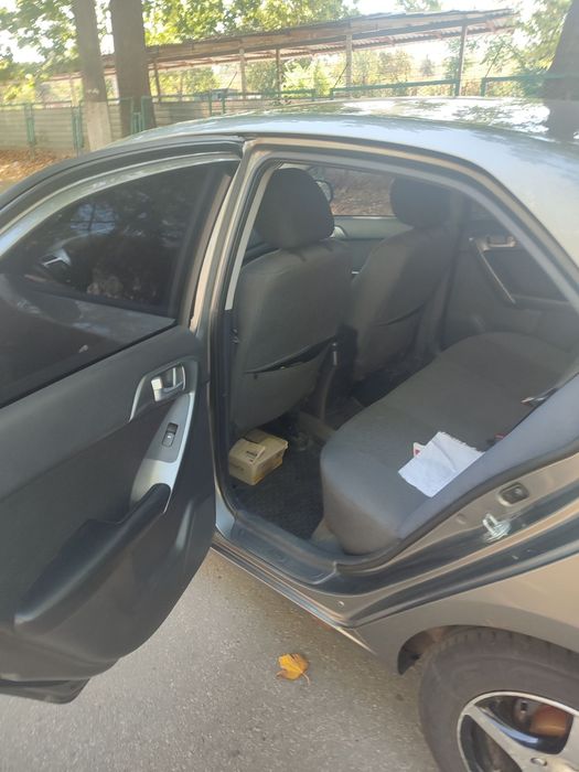 Автомобіль Kia cerato 2011р.