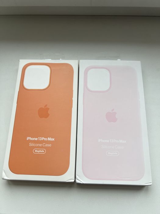 Оригінальний чохол на Iphone 13 Pro Max