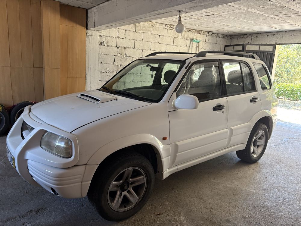 Suzuki Grand Vitara 2.0
