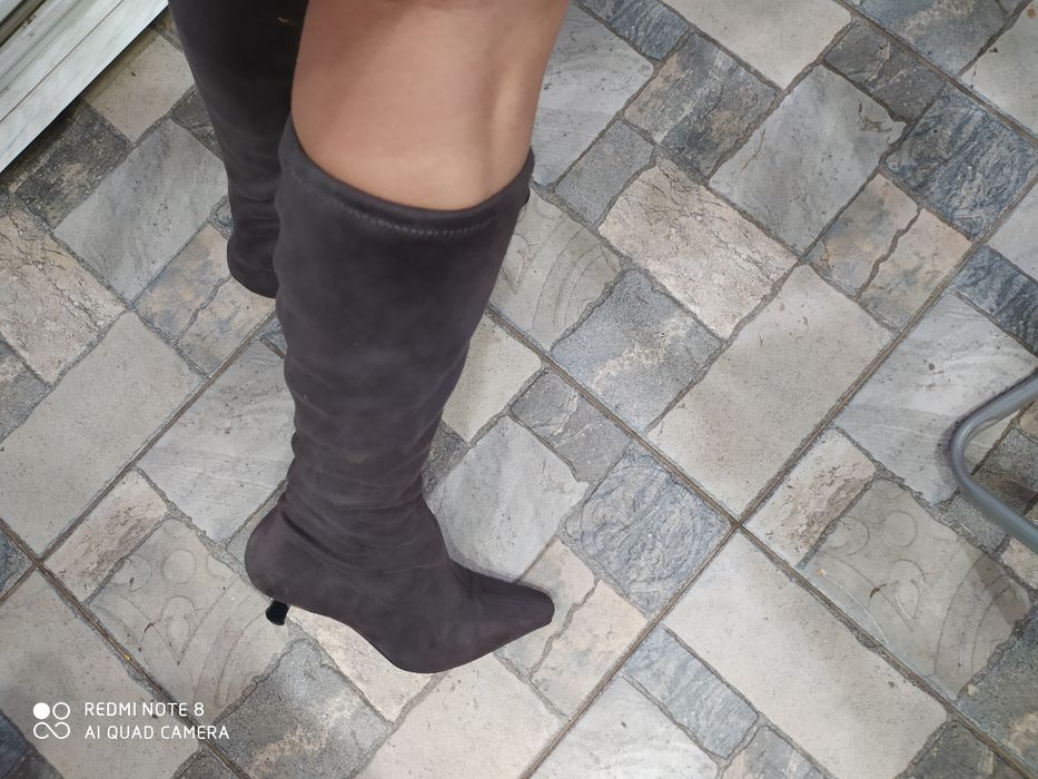 Чоботи козаки,ковбойки (шкіра),чулки,