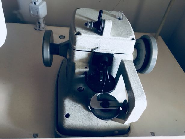 TYPICAL GP5-2 Промышленная скорняжная швейная машина