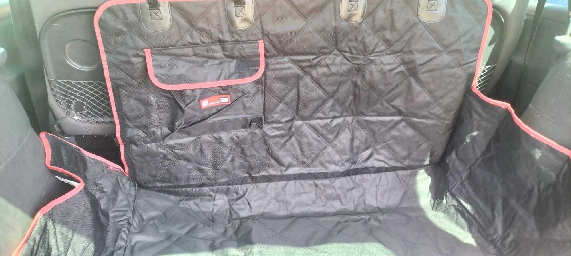 Mata dla psa, pokrowiec do bagażnika