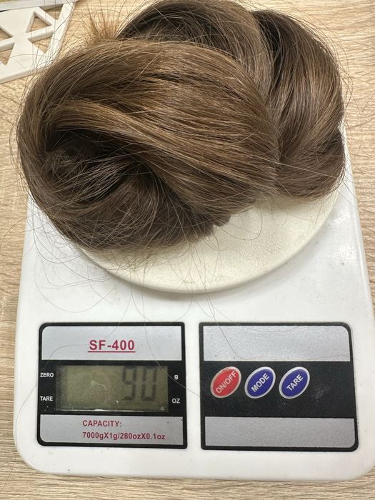 Продаю натуральне нефарбоване волосся 50см /90 г