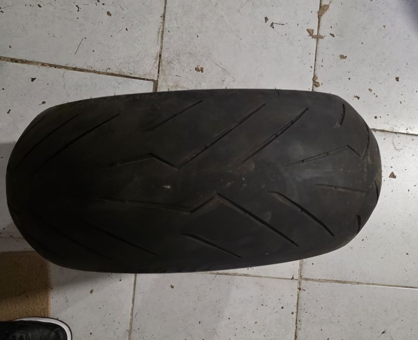 Pirelli Diablo Rosso 240 45 17 2022 року