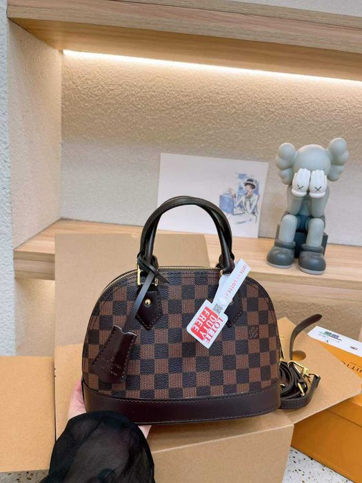 Louis Vuitton Torebka damska torba, skóra od reki 84-87