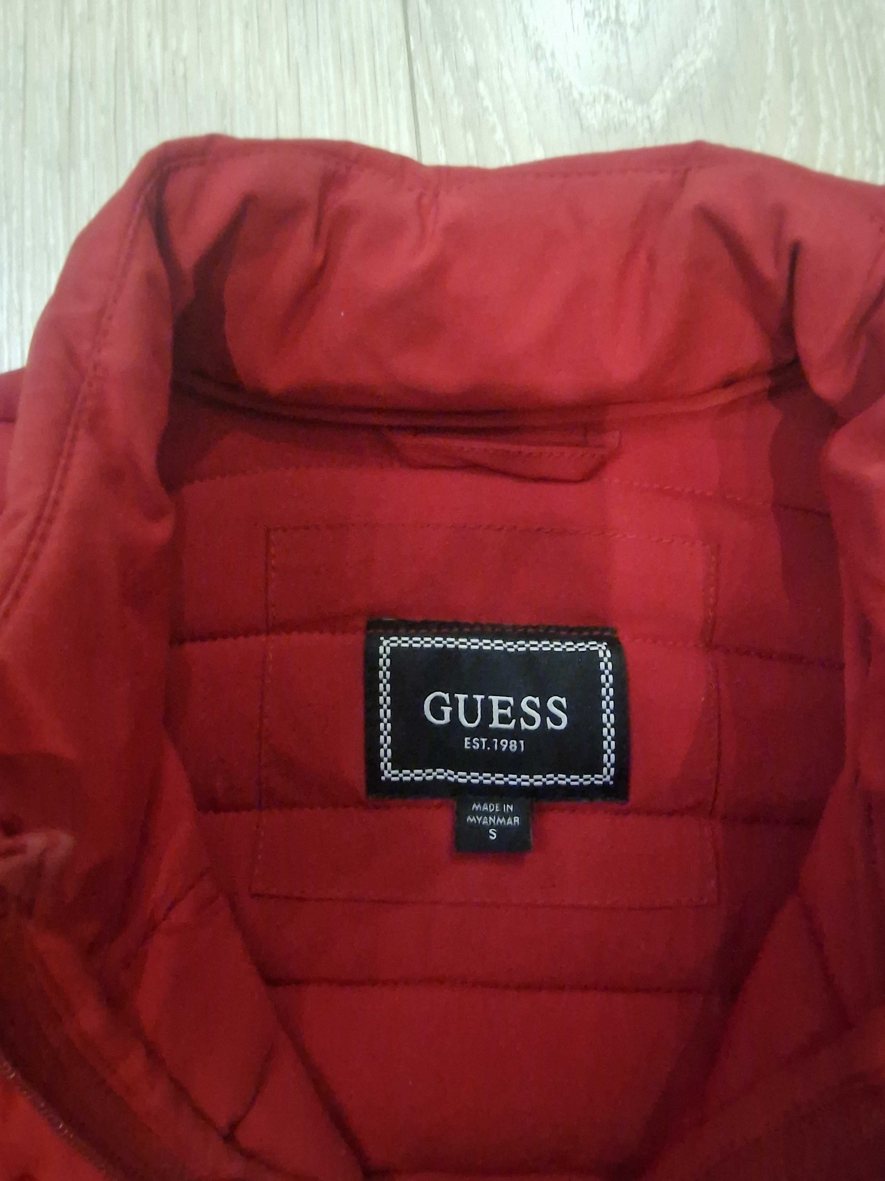 Куртка Guess р.S