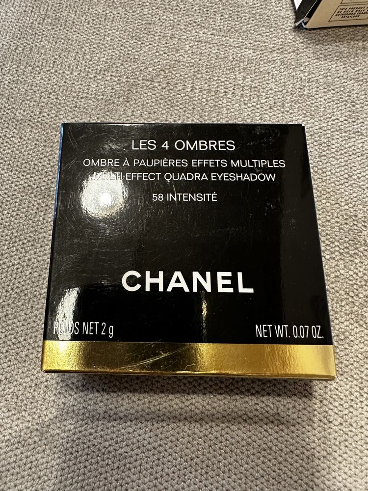 Róż do policzków firmy Chanel