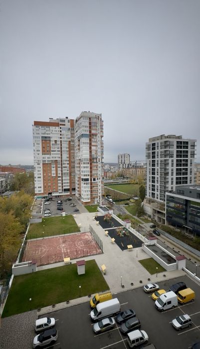 137 тыс.$ Квартира в центре 137 м2/ Три спальни/ Авантаж