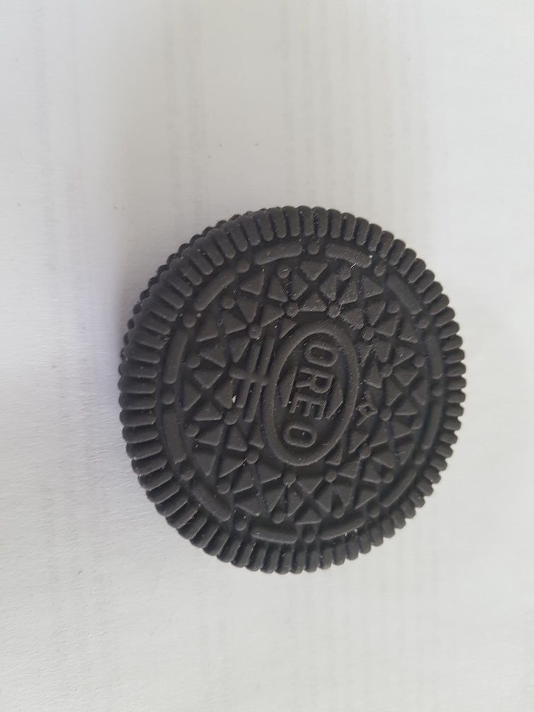 Gumowe ciasteczko Oreo