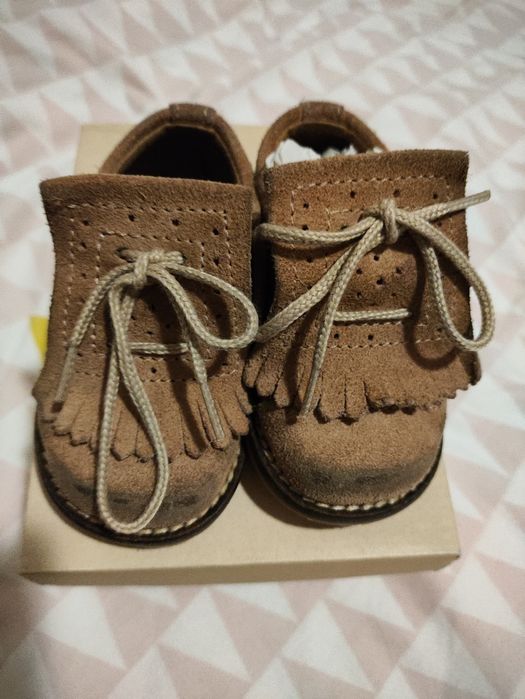 Sapato Carneirinhas Camel 18