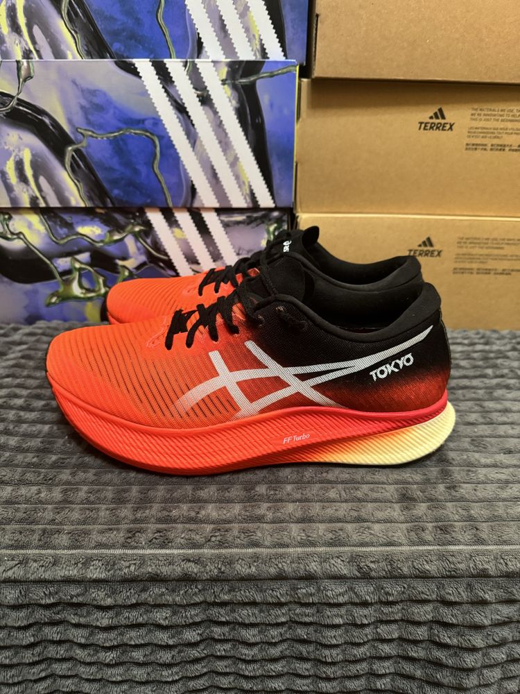 Кросівки чоловічі для бігу Asics METASPEED SKY 43(27,5см) оригінал