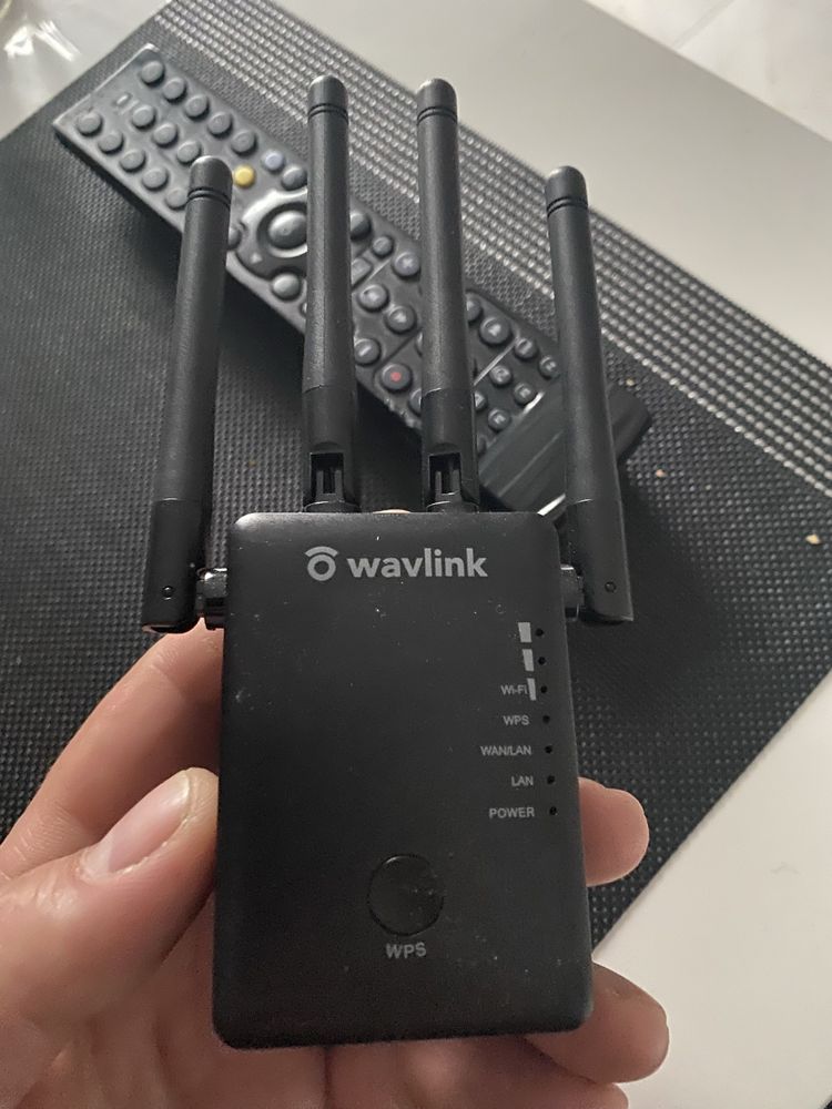Wzmacniacz sygnału Wi-Fi Wavlink WL-WN575A3