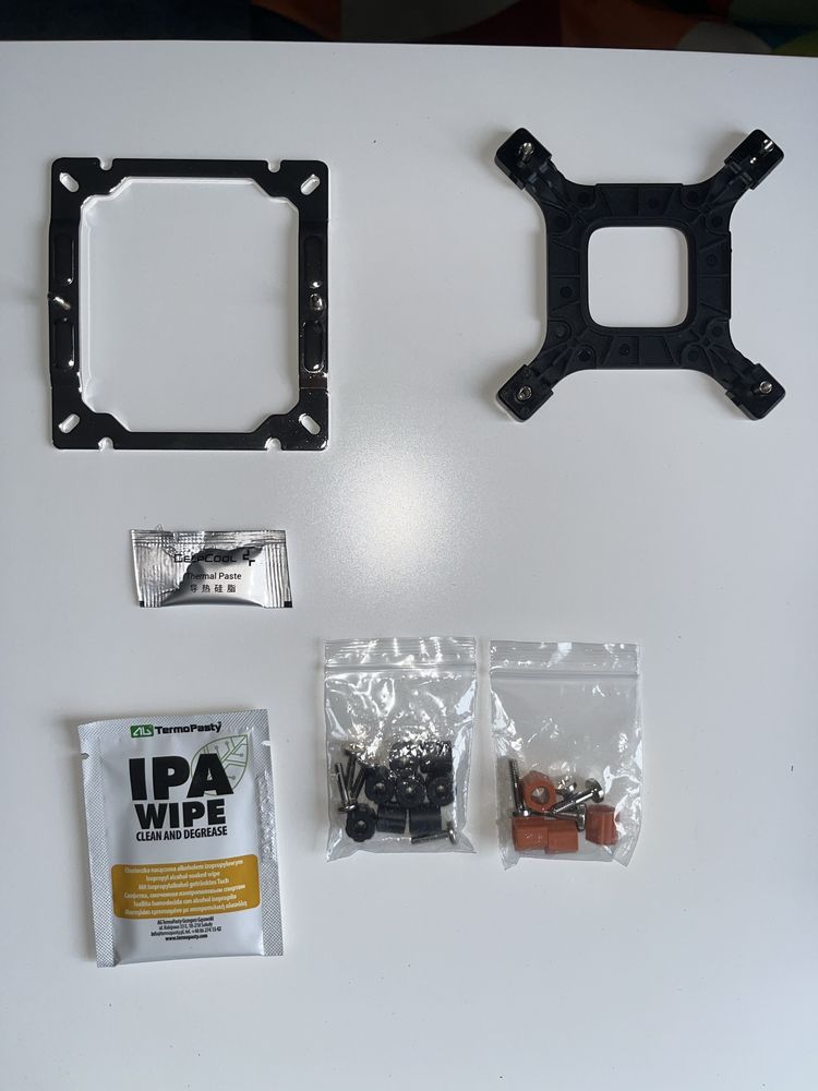 Chłodzenie CPU Deepcool AG400 WH ARGB