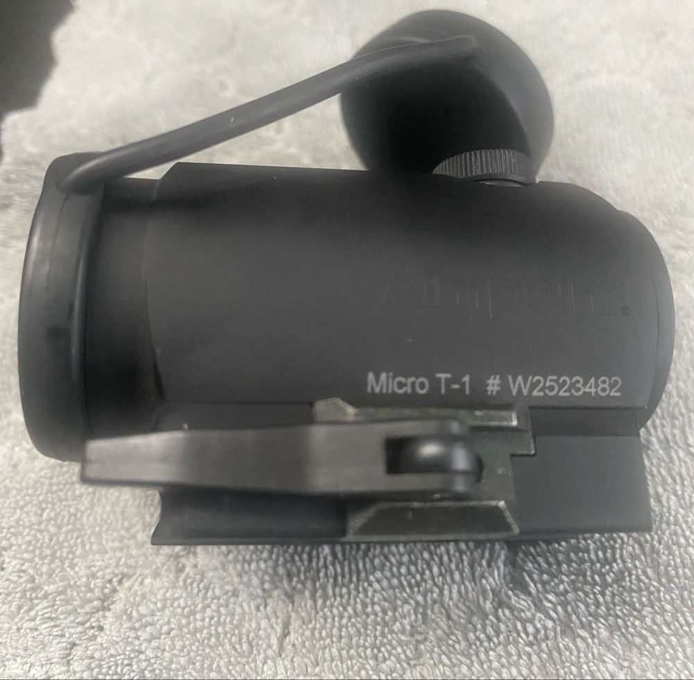 Коліматорний приціл Aimpoint MICRO T-1 2MOA з кріпленням