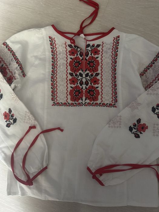 Вишиванка для дівчинки