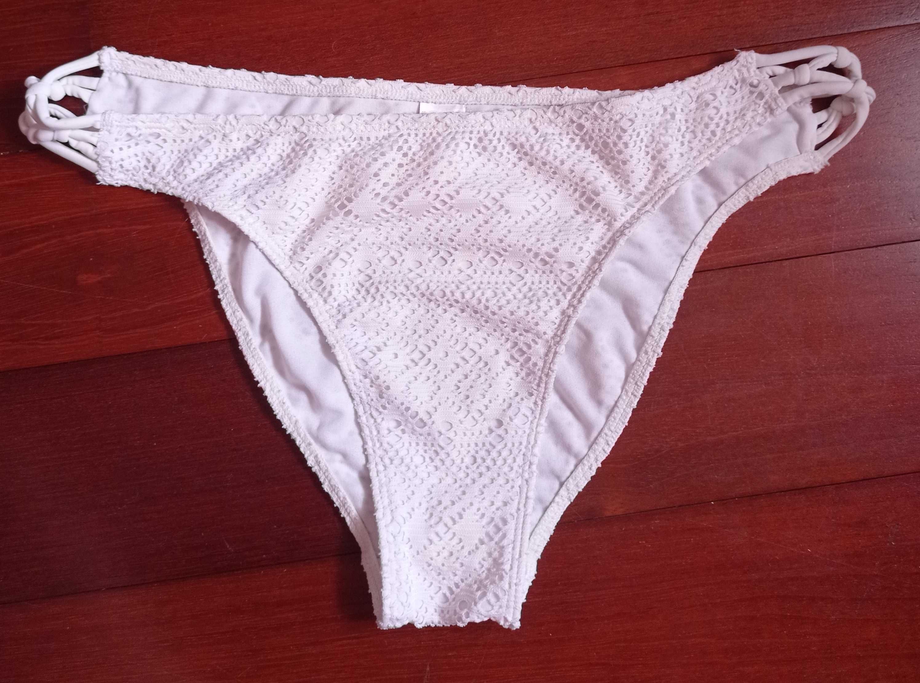 Cuecas de bikini renda