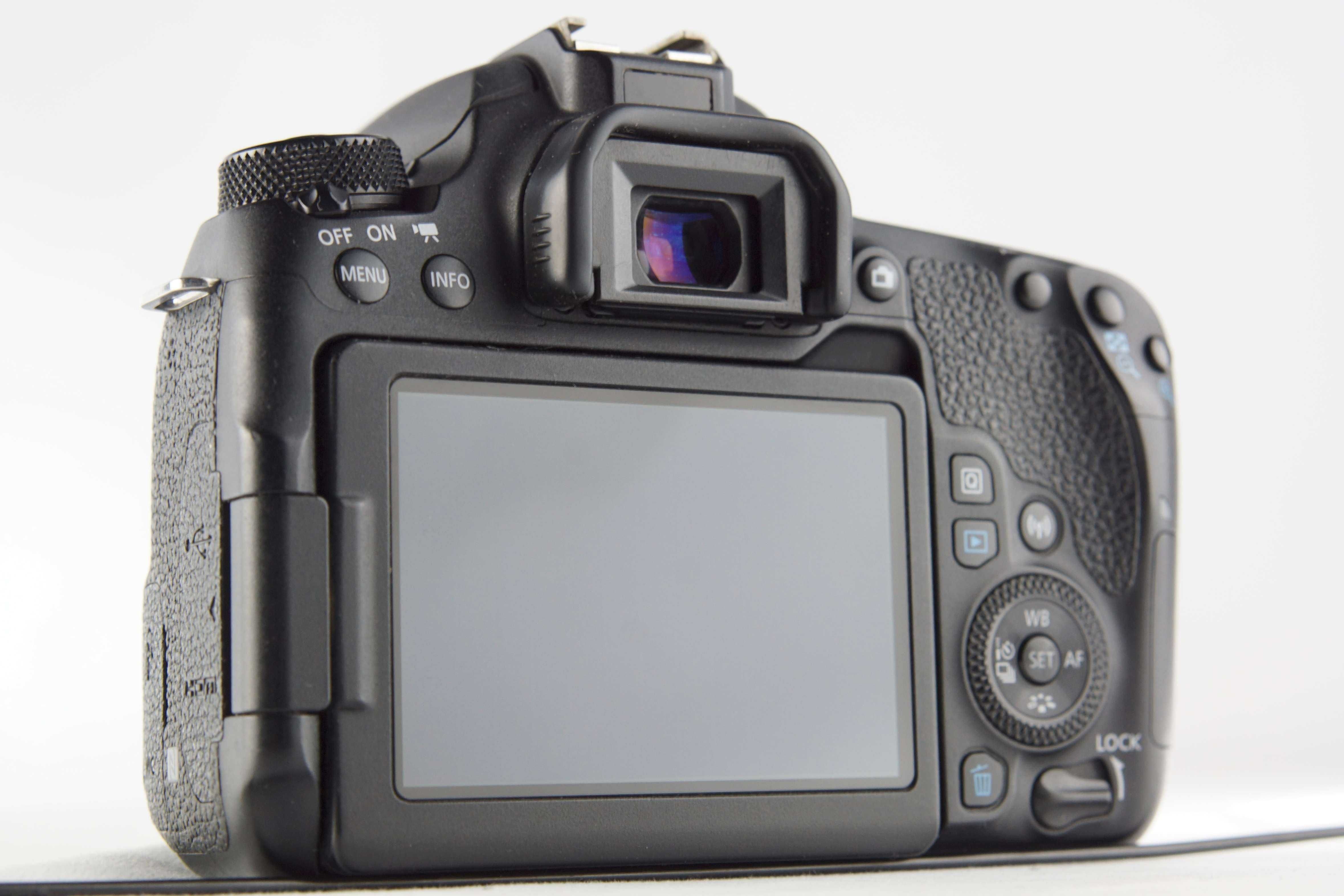 Aparat fotograficzny CANON EOS 77D Body - przebieg 275.755 zdjęć
