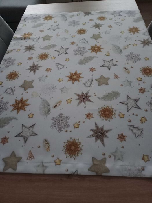 Obrusik świąteczny z poszewką na poduszkę
