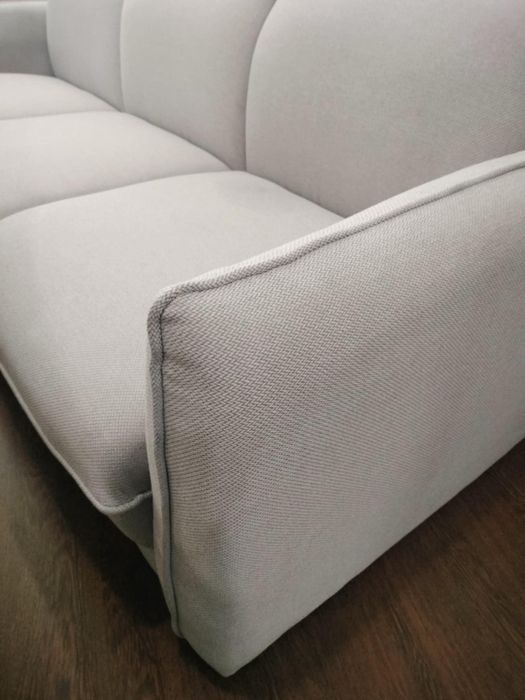 Vendo sofá novo 3 lugares