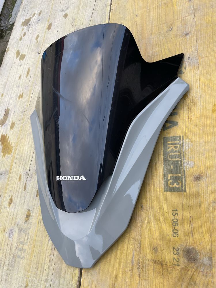 Viseira e carnagens PCX 2024