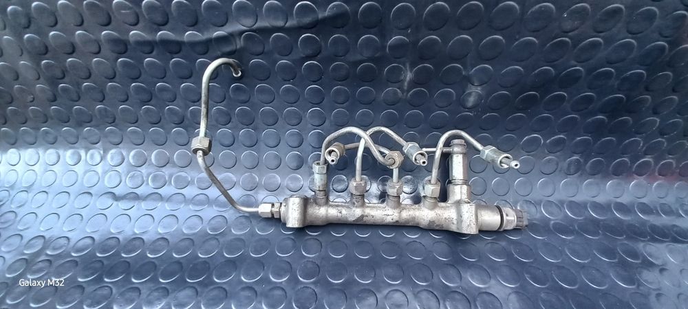 Продається Паливна рейка Opel Astra (J) 2009-2015 1.7cdti