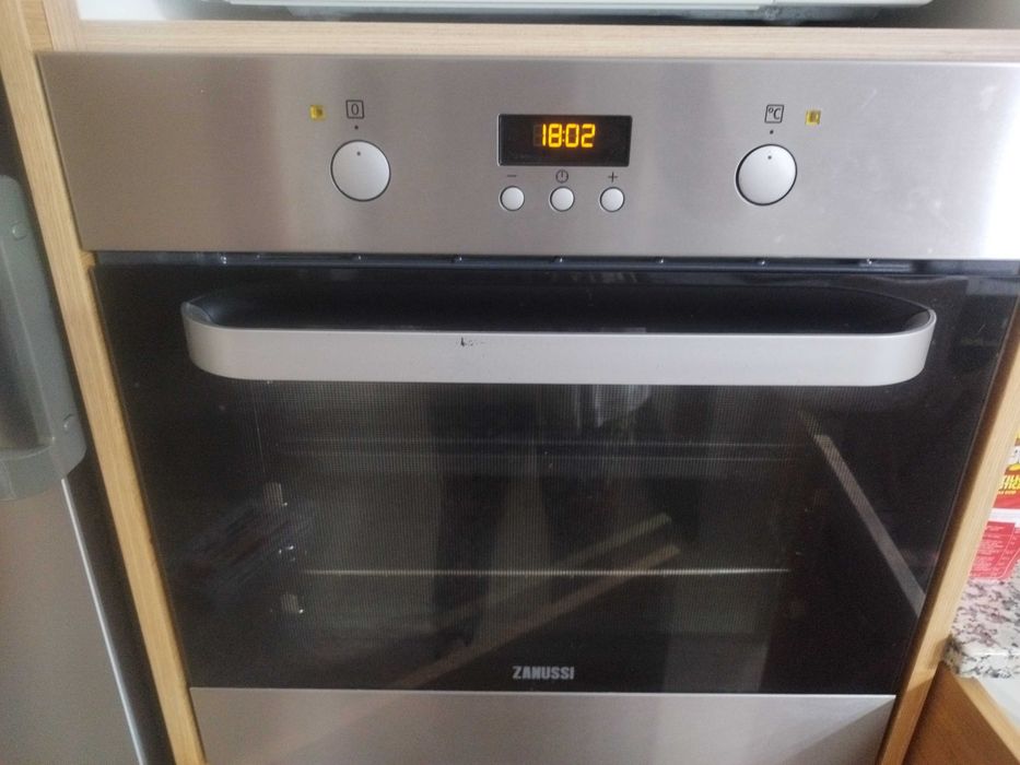Forno zanussi vende se