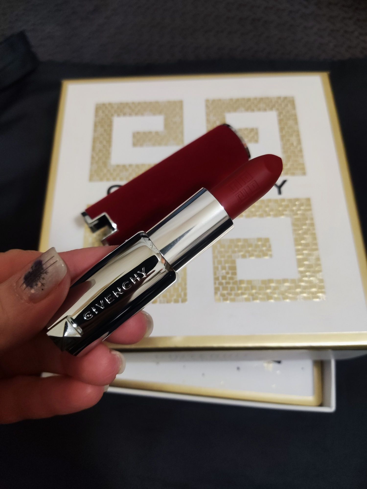 Givenchy Le Rouge Deep Velvet Lipstick помада 37