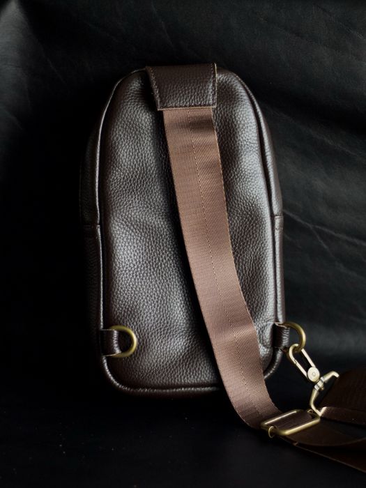 Шкіряна чоловіча сумка слінг. Бананка мужская кожаная.