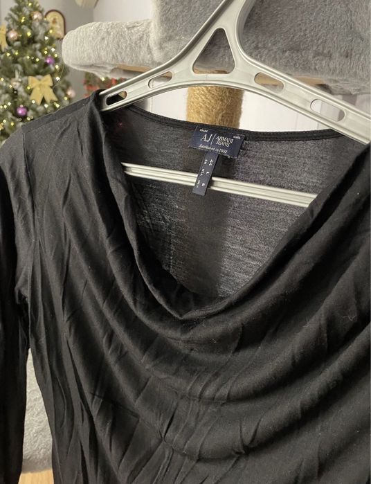 Жіноча кофтинка Armani оригінал розмір L