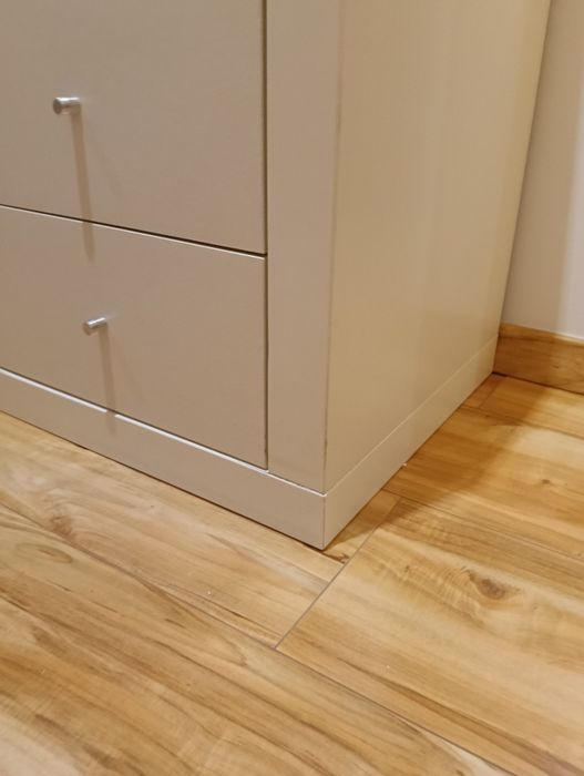 Estante branca IKEA