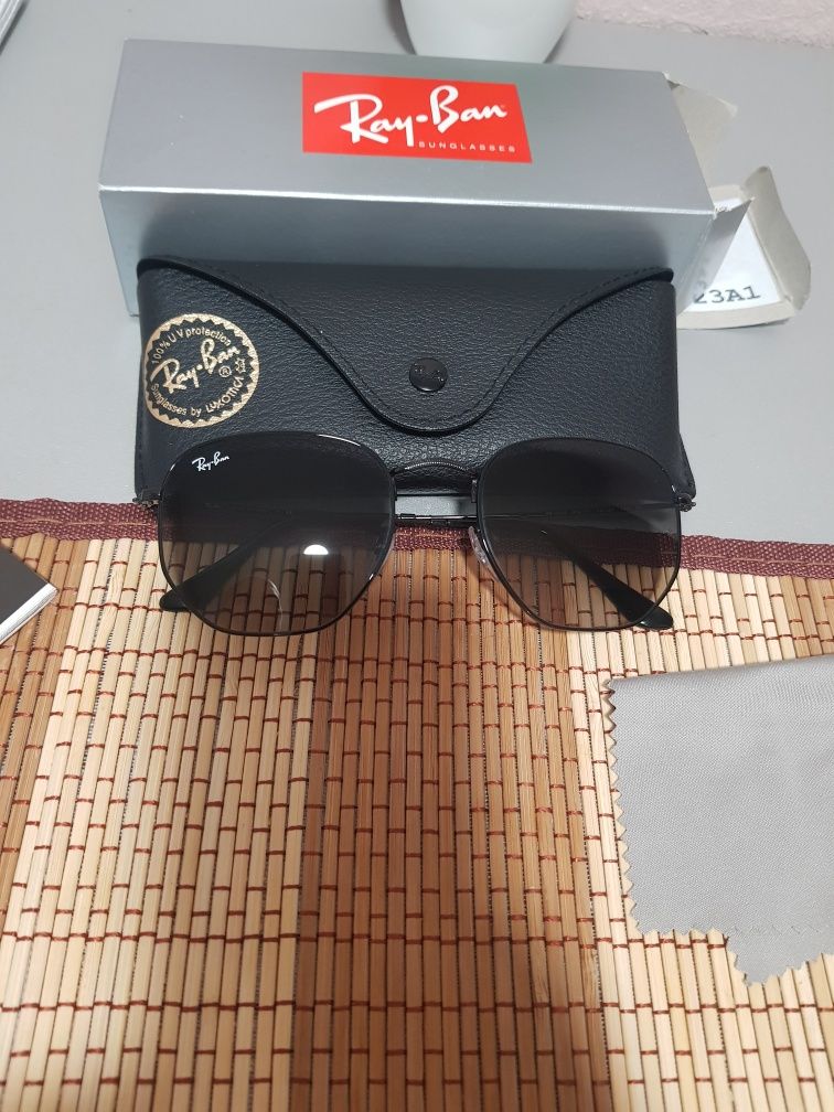 Очки  Ray-Ban  Продам