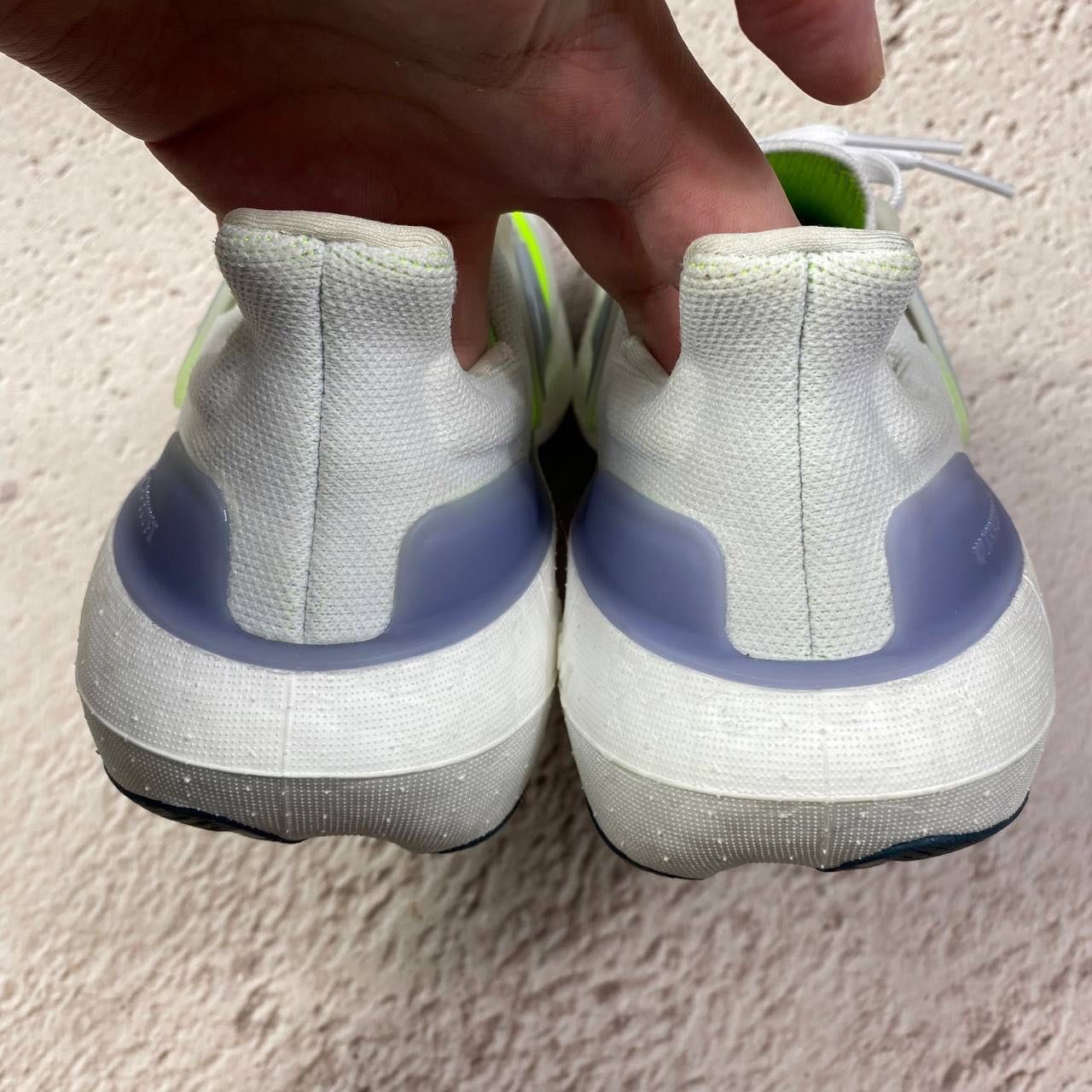 ie1775 оригінал adidas ultraboost light 22 кросівки