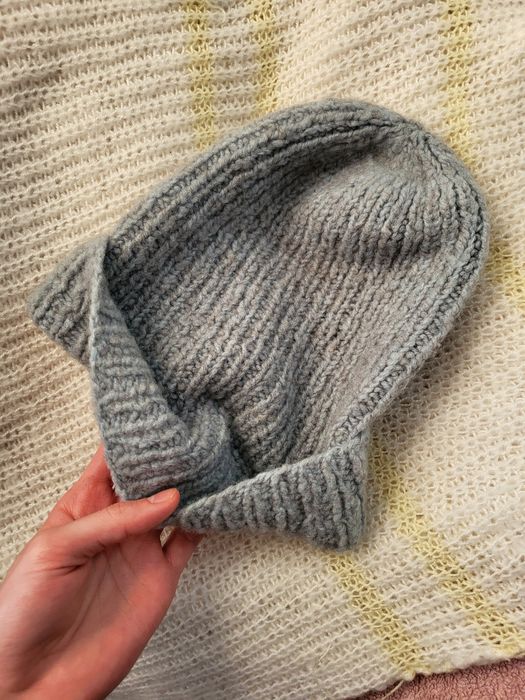 Czapka damska zimowa 100% wełna merino błękitna szara jasna