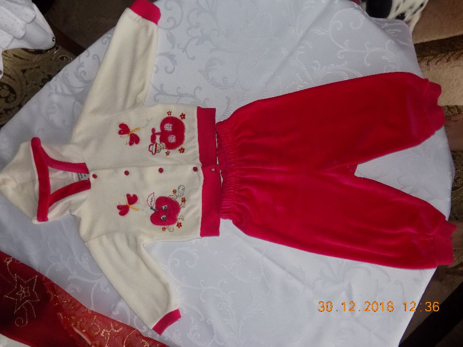 Dres welurowy niemowlęcy rozm.80 j.nowy