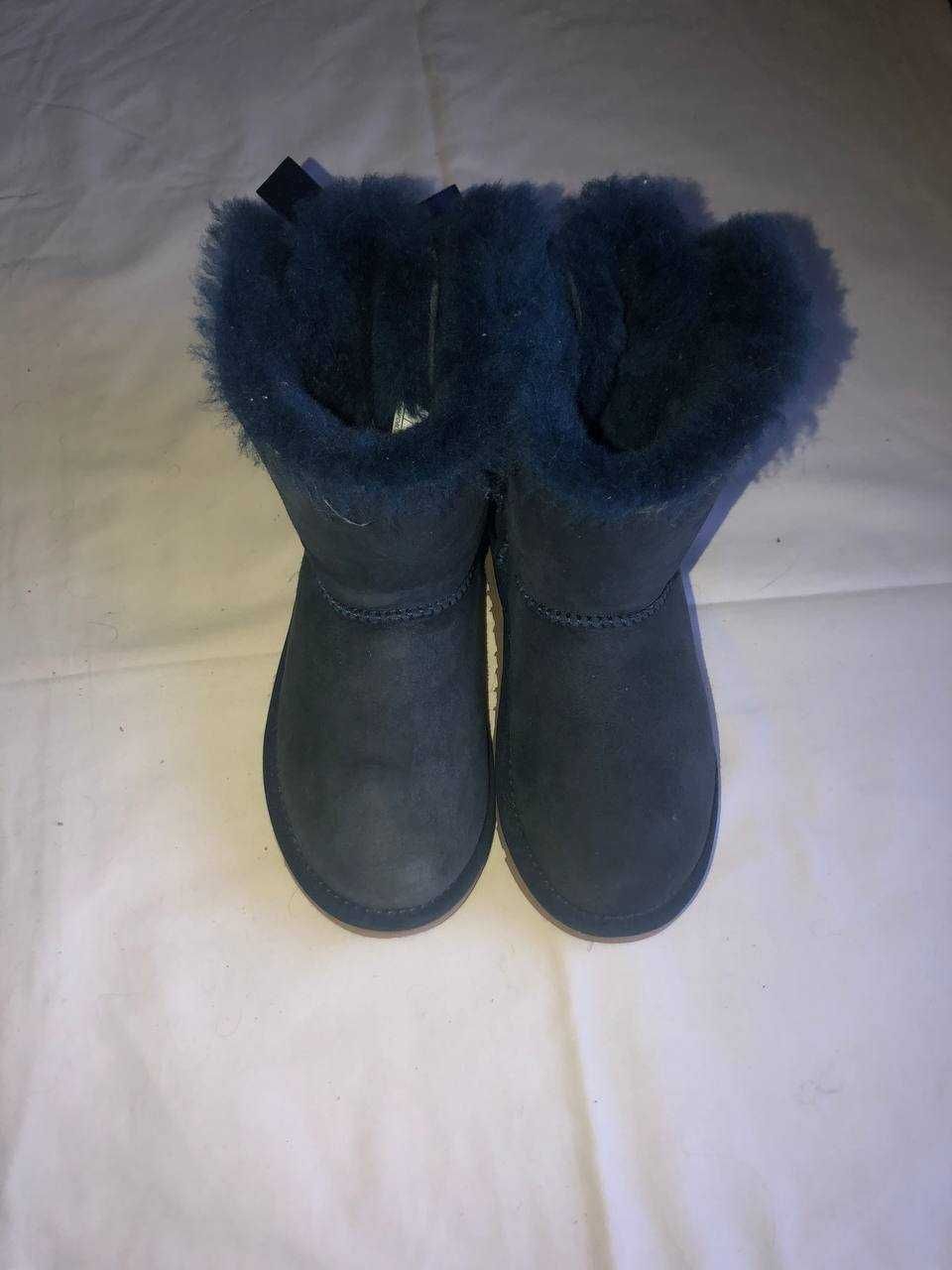 дівчачі зимні UGG