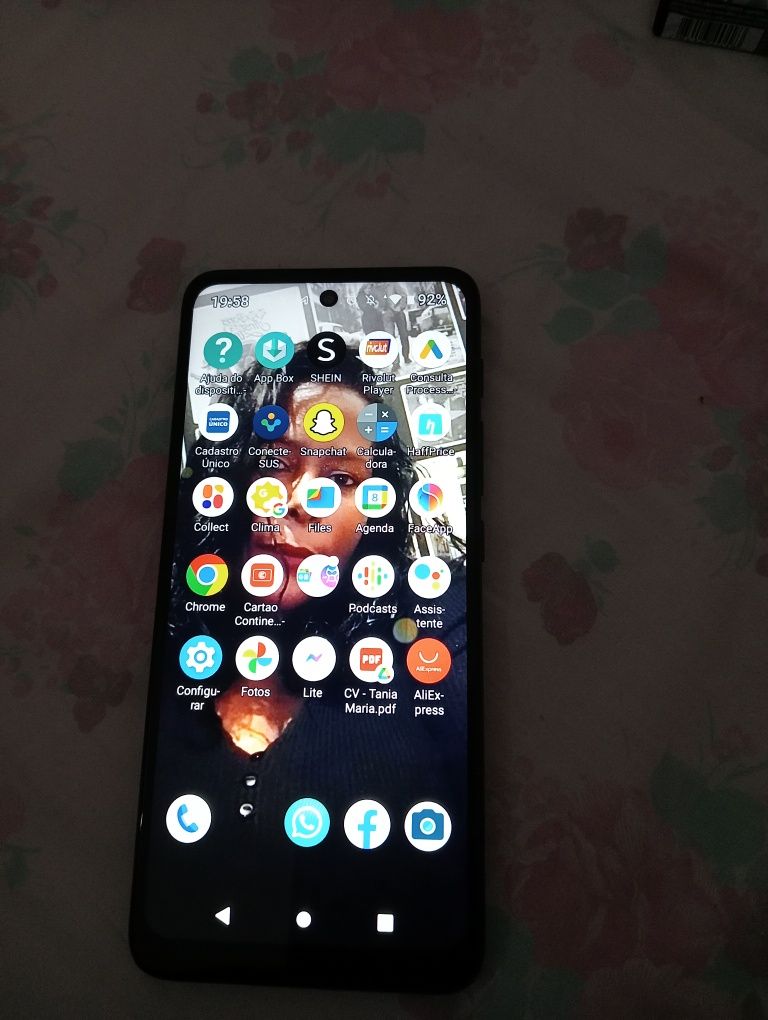 Vendo Motorola motoe40