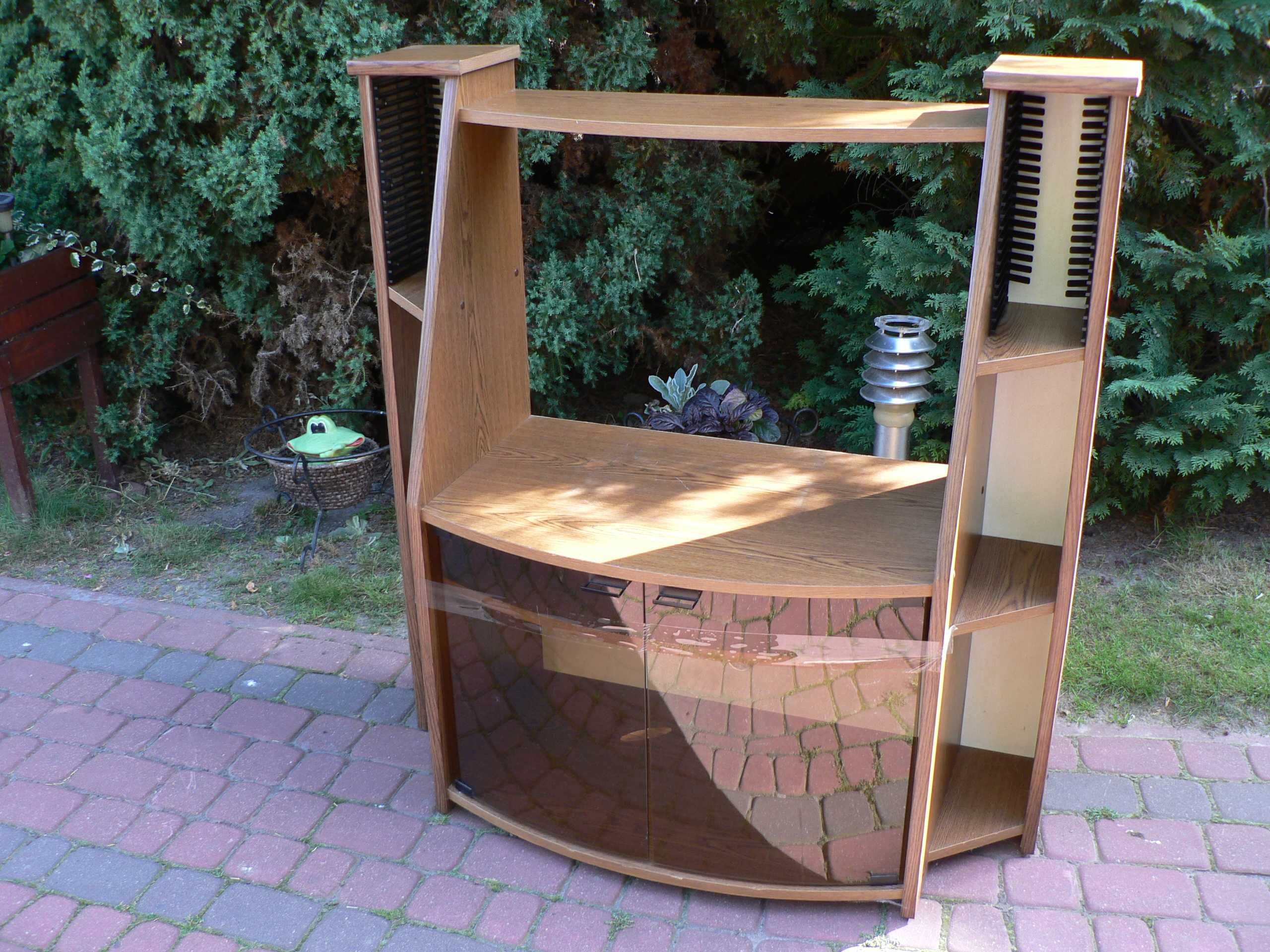 Stolik na telewizor