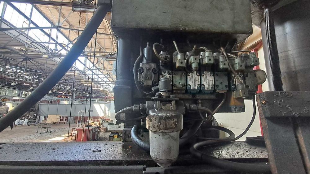 2А554 радиально-сверлильный станок (25грн. за 1кг.)