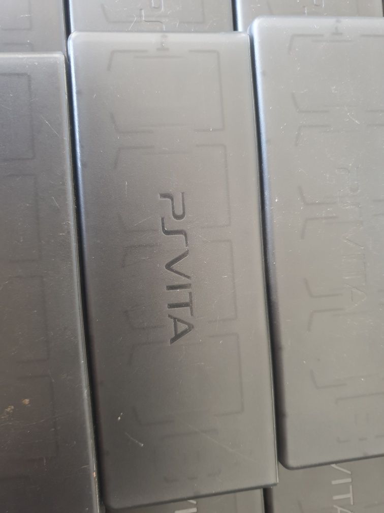 PS Vita etui pokrowiec pudełko na gry i karty pamięci
