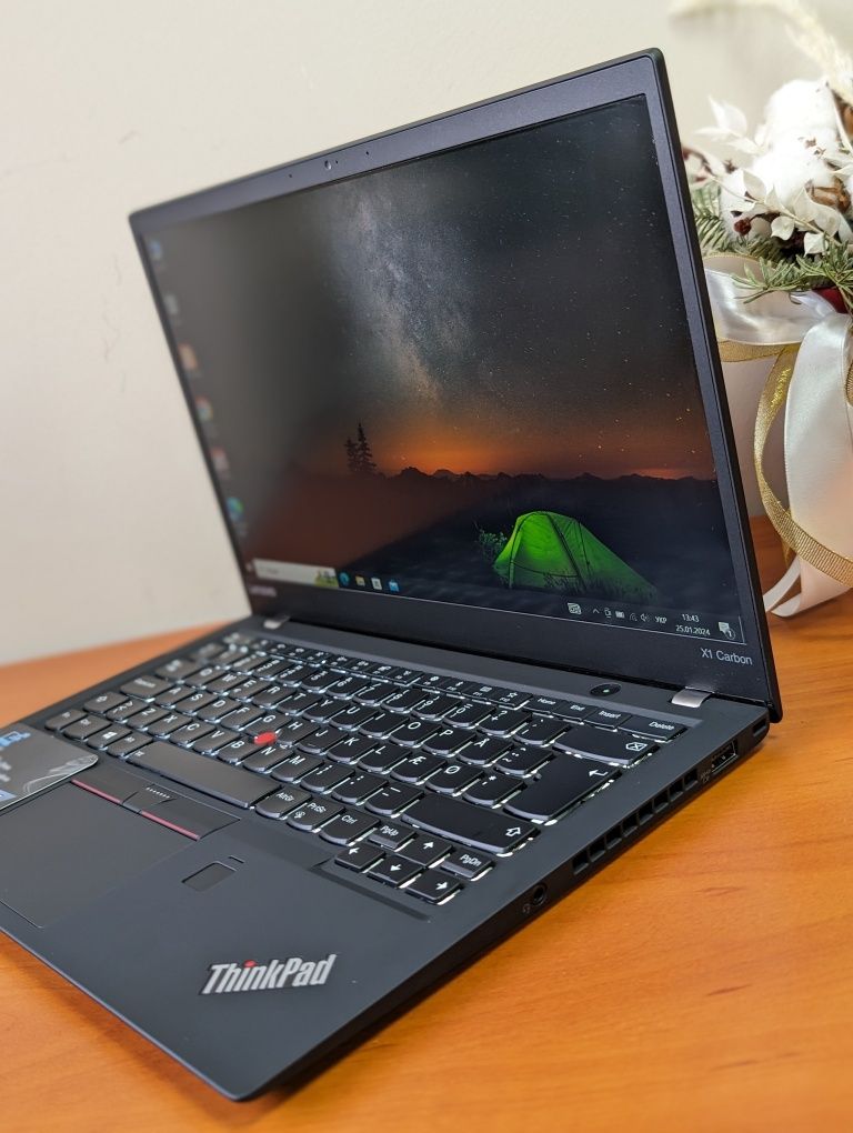 Ноутбук Lenovo ThinkPad X1 Carbon 5th/i5-6300U/8/260/FHD