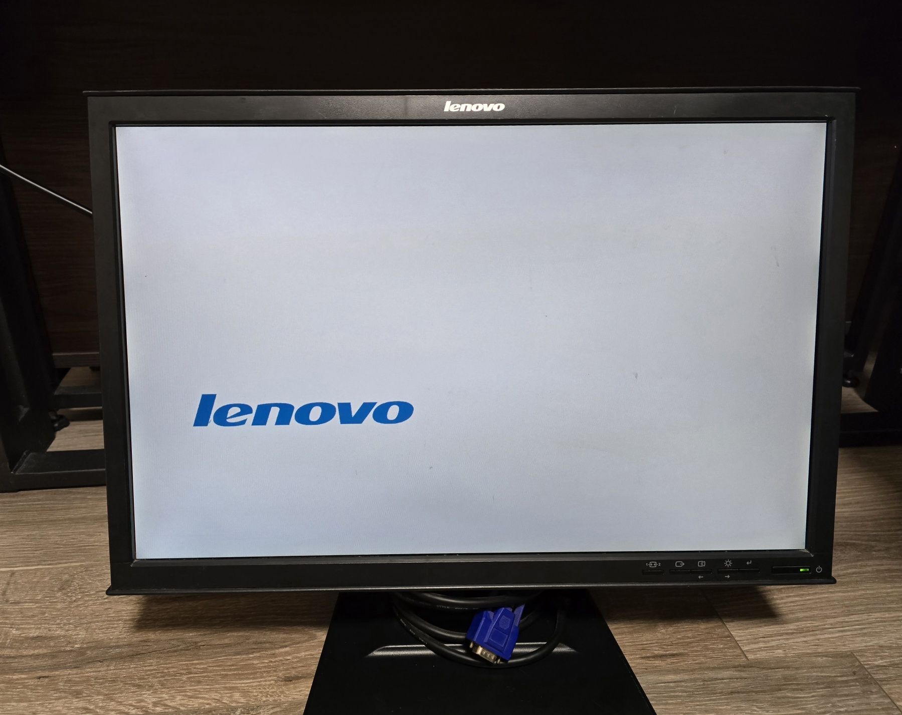 Монітор Lenovo модель 6622-HB1