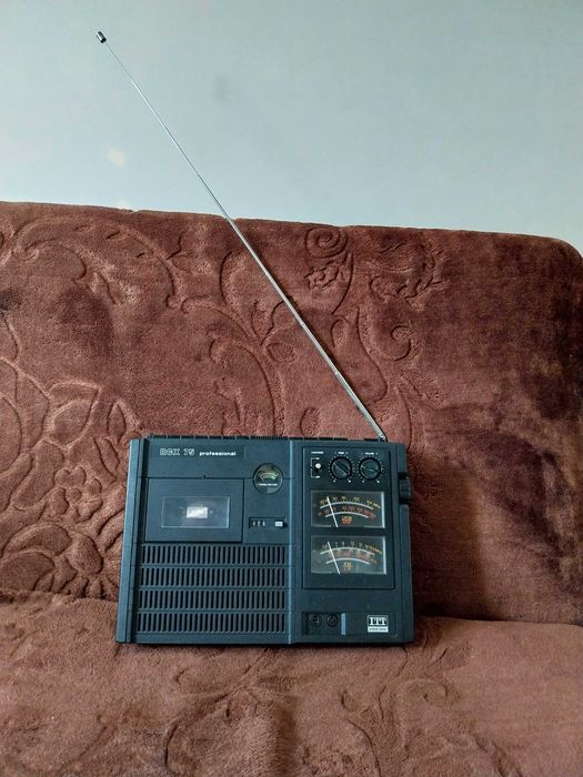 Radiomagnetofon ITT RCX75 Professional