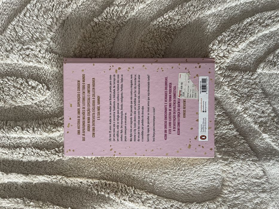 Livro Isto Acaba aqui edicao de colecionador