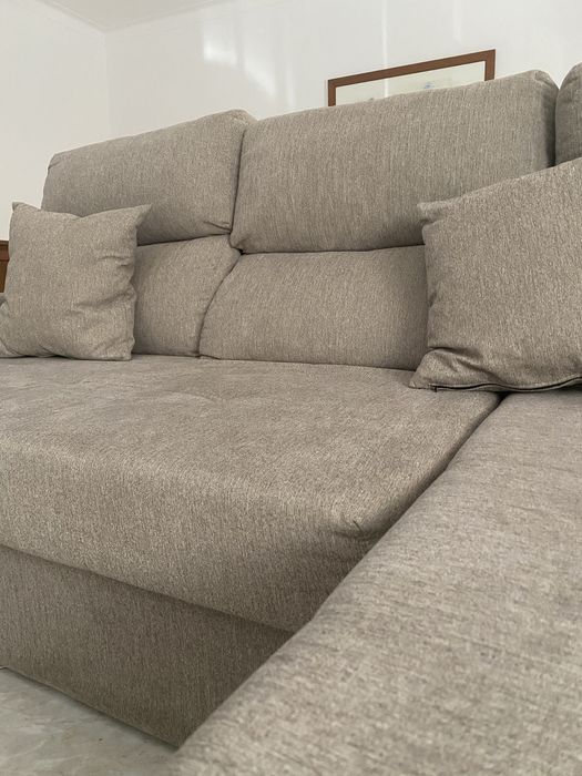 Sofá de 3 lugares com Chaise Long Reversível e Recosto Inclinável Bege