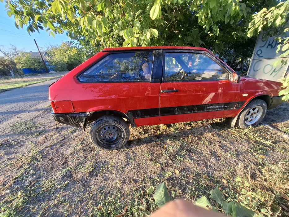 Продам VAZ 2108.
